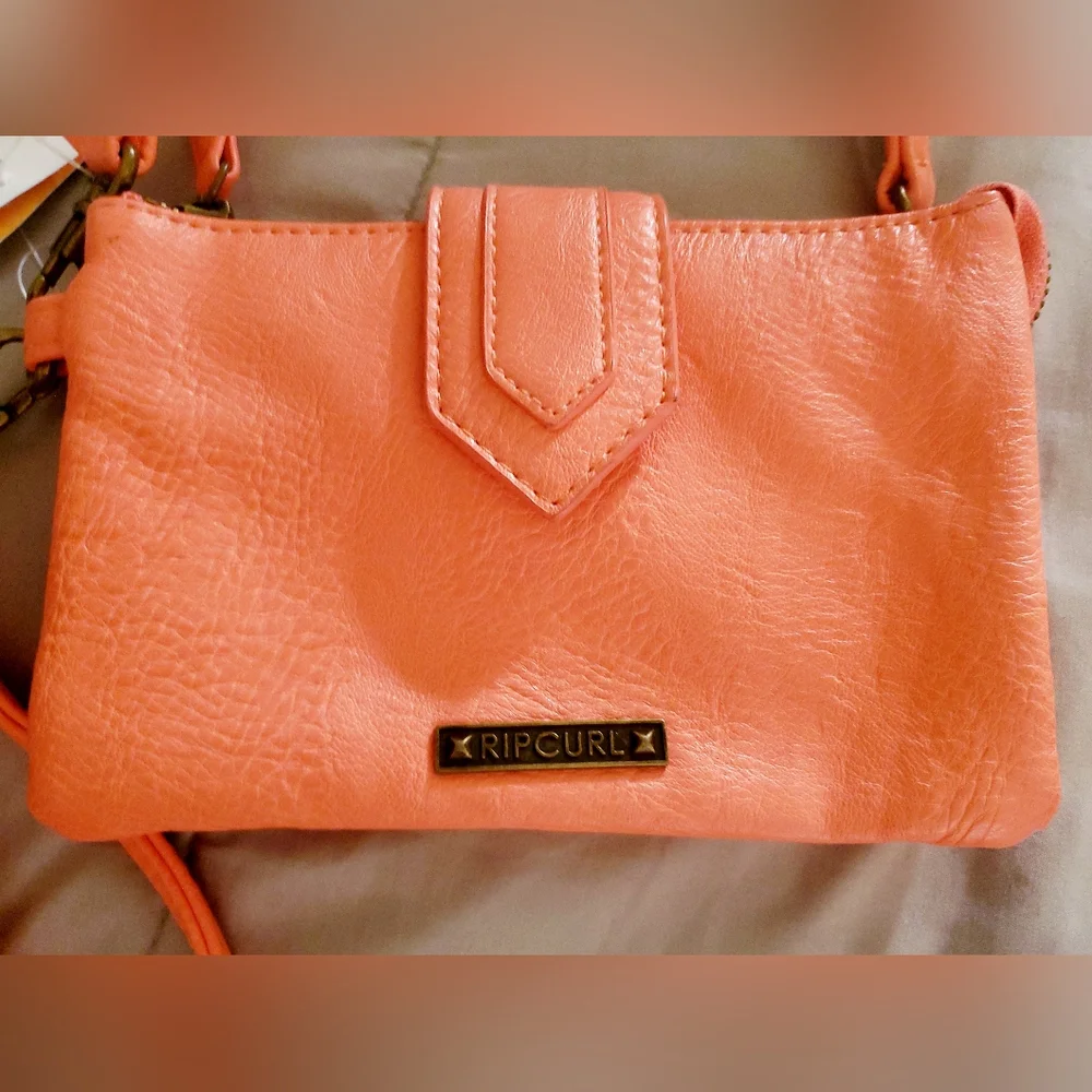 RIPCURL Handbag - Picture 2 of 9